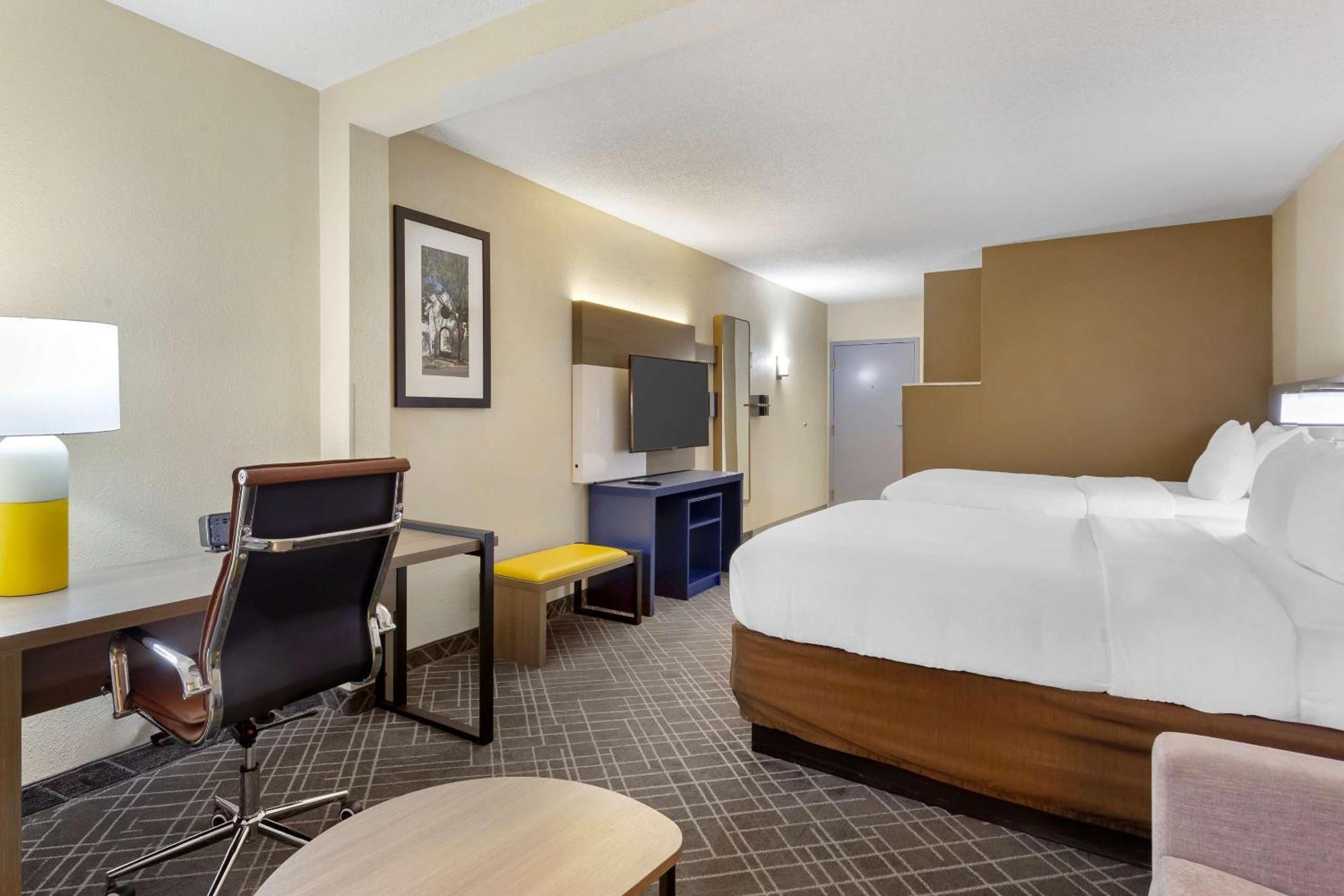 Comfort Suites Hanes Mall Winston-Salem Eksteriør bilde